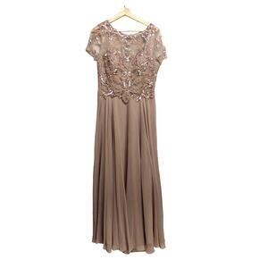 XSCAPE Beaded Bodice Embellish Short Sleeve Long Chiffon Gown Taupe Size 10 New